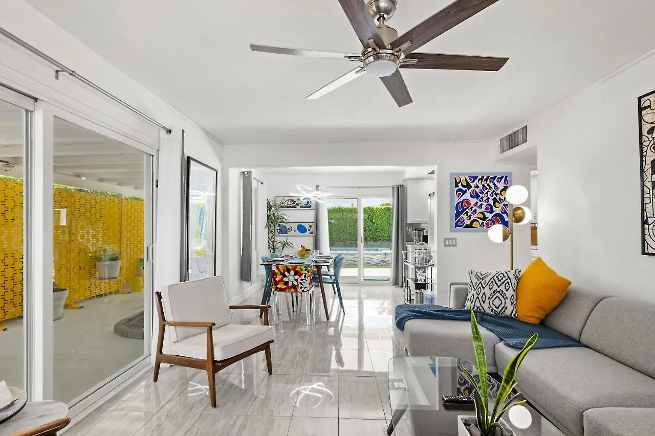 Holiday home The Yellow Retreat Palm Springs United States