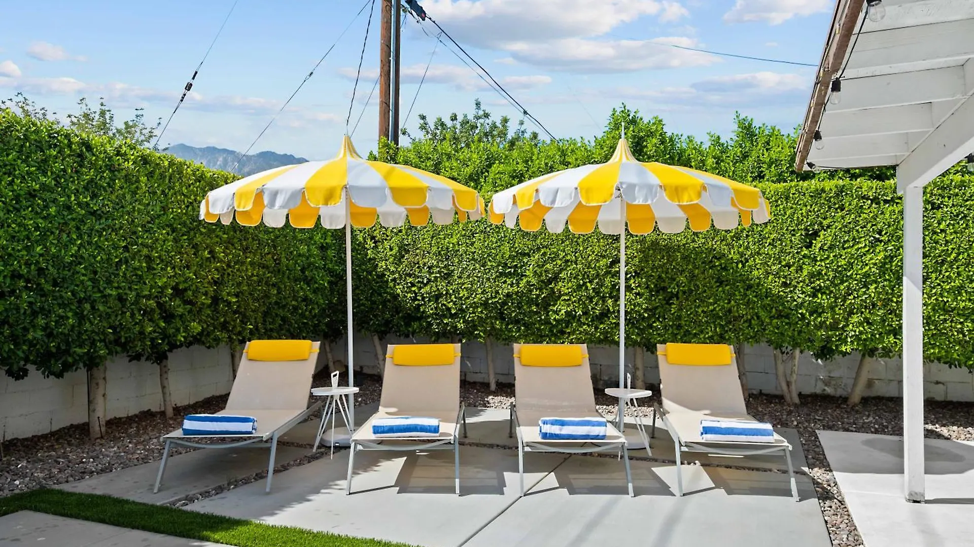 The Yellow Retreat Palm Springs 0*,  United States