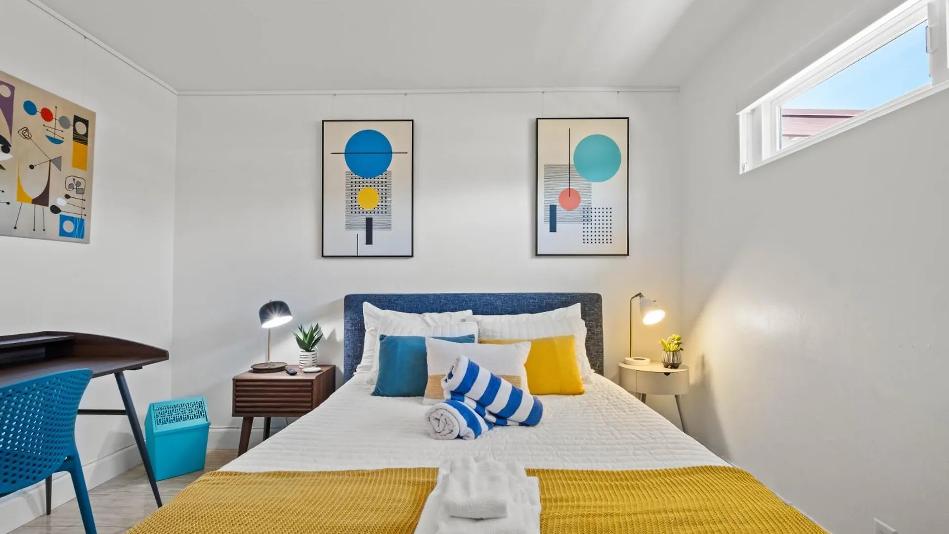 The Yellow Retreat Palm Springs